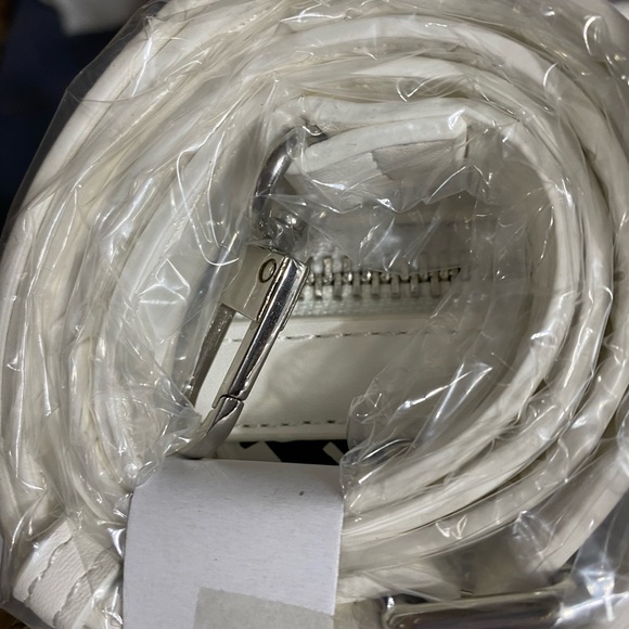 Sassy Jones purse with dust bag - Picture 9 of 16